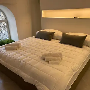 Cathedral House Design Apartment Palermo
